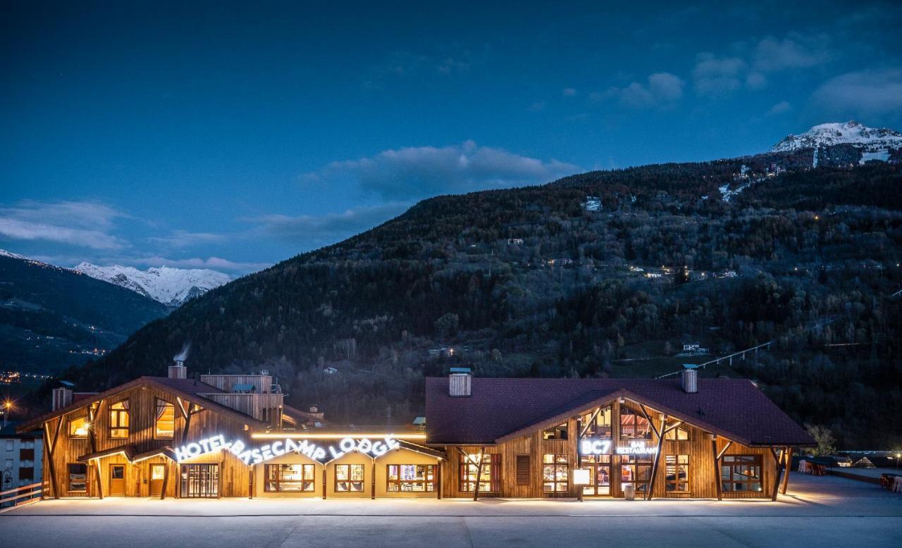 Hotel Base Camp Lodge - Bourg Saint Maurice Εξωτερικό φωτογραφία